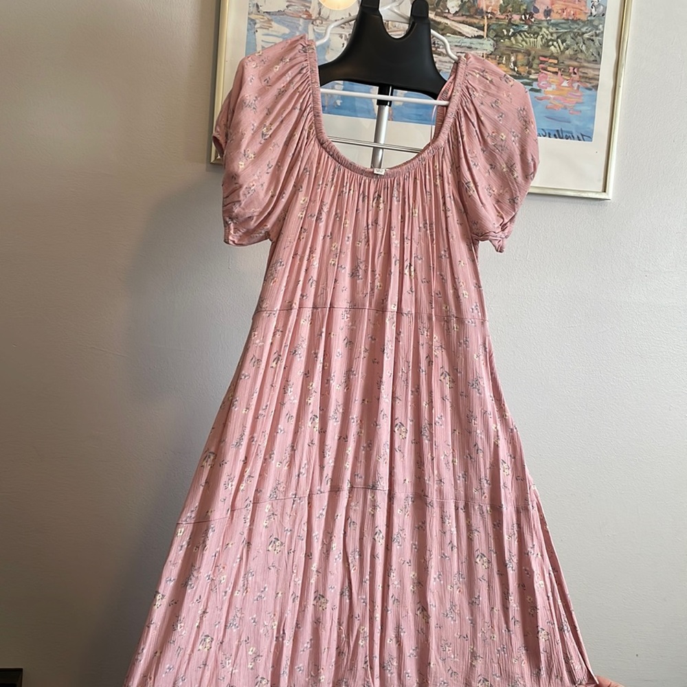 Floral pink dress